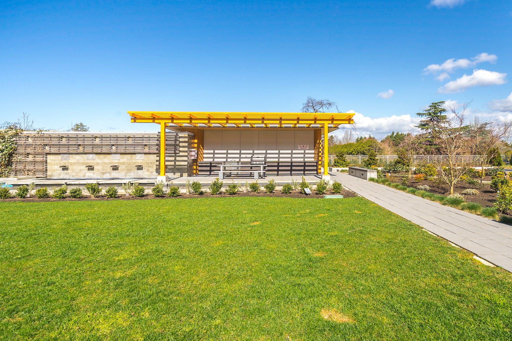 606 10780 No. 5 Road Richmond, Dahlia at The Gardens | Sam Li
