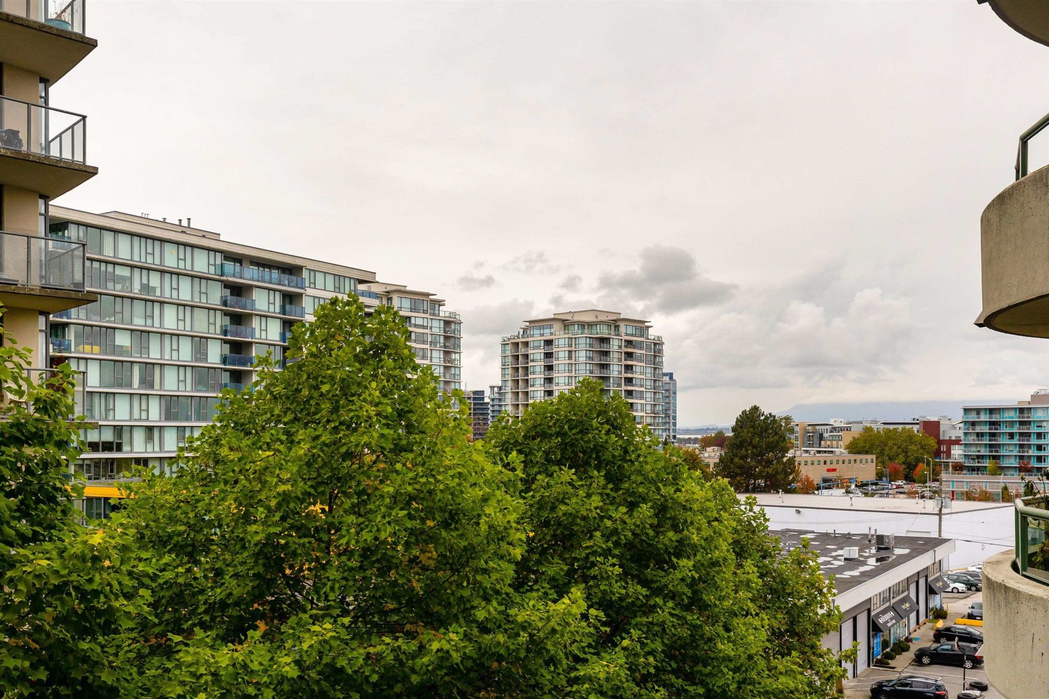 809 7380 Elmbridge Way, Richmond Sam Li Real Estate Group